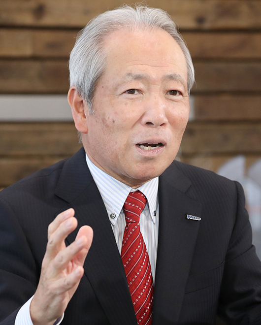 Hideo Takasaki's Photo